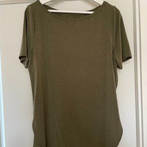 GapFit Maternity/Nursing Tee